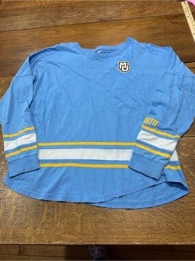 Colosseum women’s Marquette University long sleeve tshirt sz large